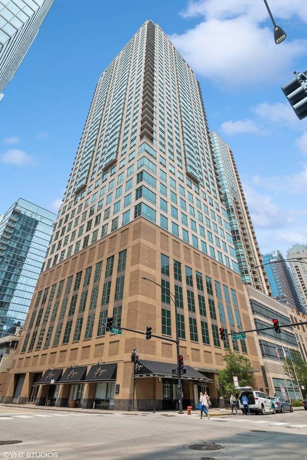 2 E Erie ST #2307, Chicago, IL 60611