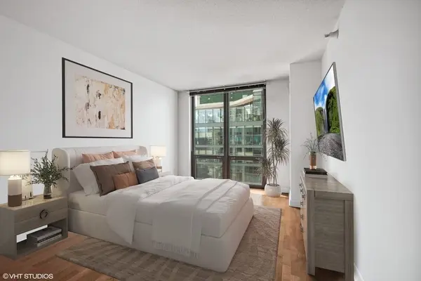 2 E Erie ST #2307, Chicago, IL 60611