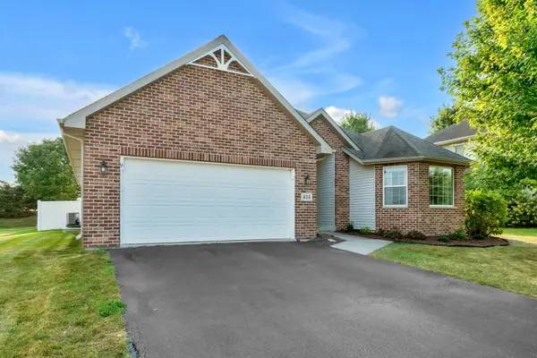 414 Cahokia ST, Joliet, IL 60431
