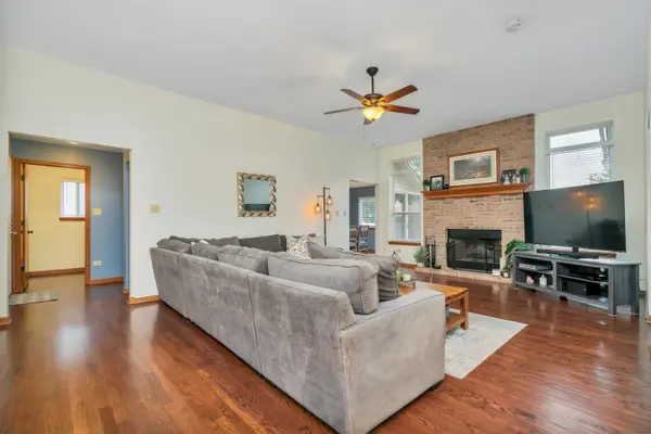 414 Cahokia ST, Joliet, IL 60431