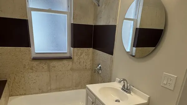Address not disclosed, Chicago, IL 60628