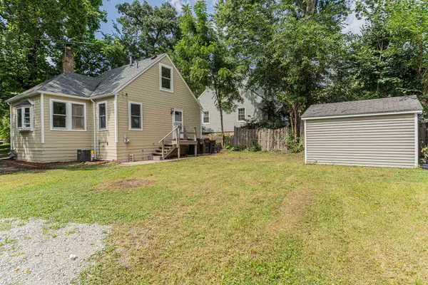 3916 Eastway DR, Island Lake, IL 60042