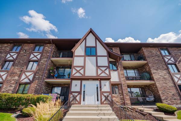 10532 Ridge Cove DR #35A, Chicago Ridge, IL 60415