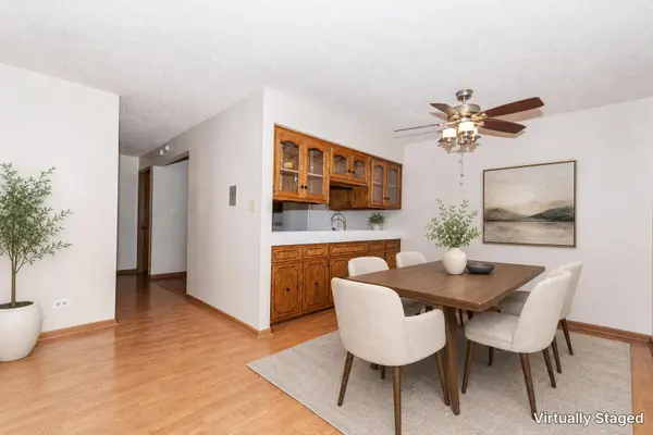 10532 Ridge Cove DR #35A, Chicago Ridge, IL 60415