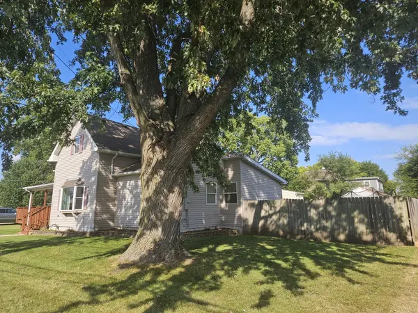 801 Avenue A AVE, Rock Falls, IL 61071