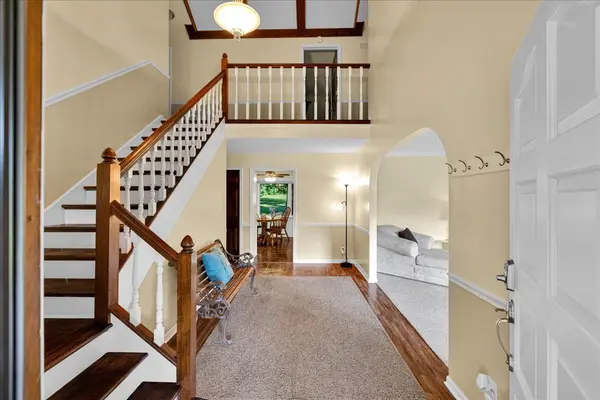 41W210 Mare LN, Elburn, IL 60119