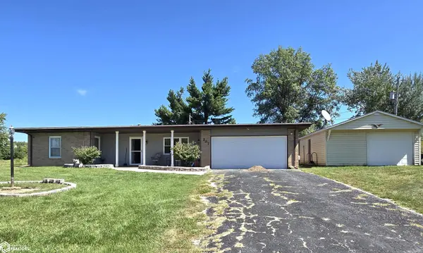 207 Willow DR, La Harpe, IL 61450