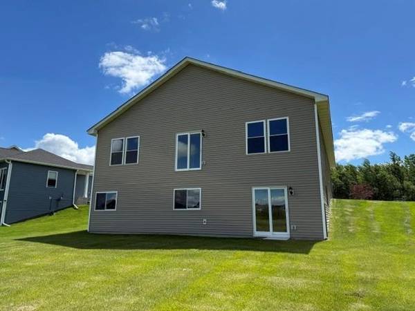 18741 Grant ST NW, Elk River, MN 55330
