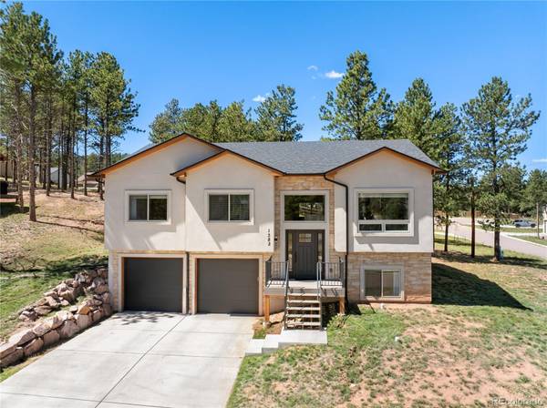 1382 Ridgestone DR, Woodland Park, CO 80863