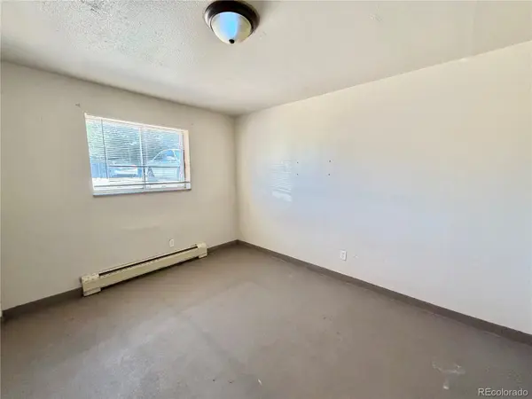 1090 S Eliot ST #101, Denver, CO 80219