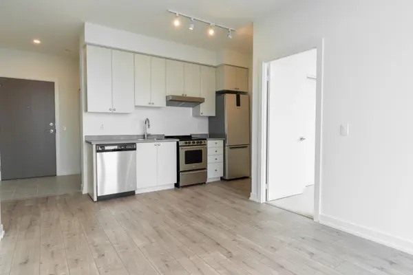10 Wilby CRES #2202, Toronto W04, ON M9N 0B6