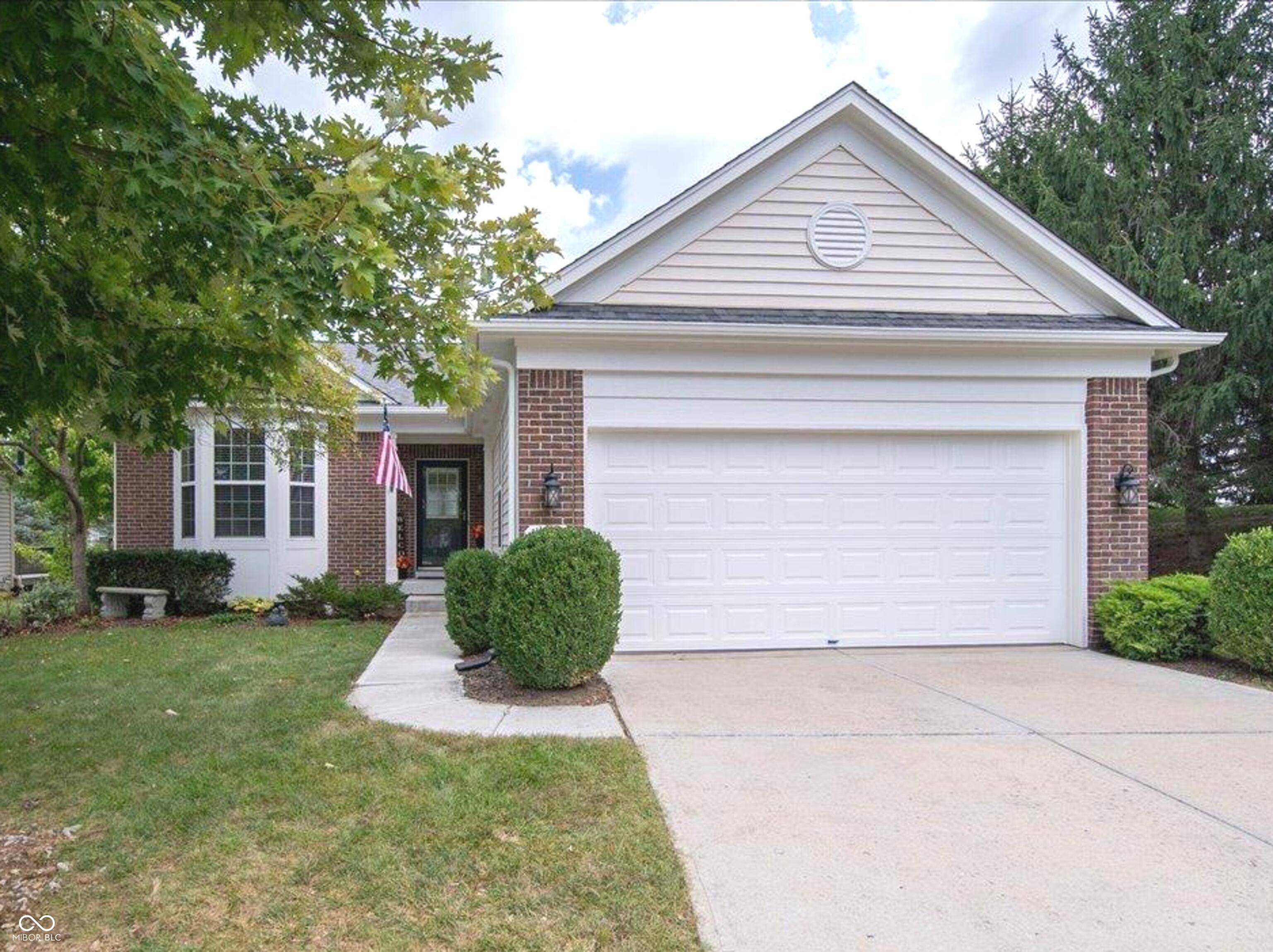 16111 Matlock CIR, Westfield, IN 46074