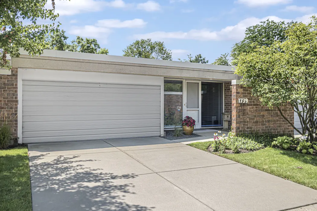 1739 Seton RD, Northbrook, IL 60062