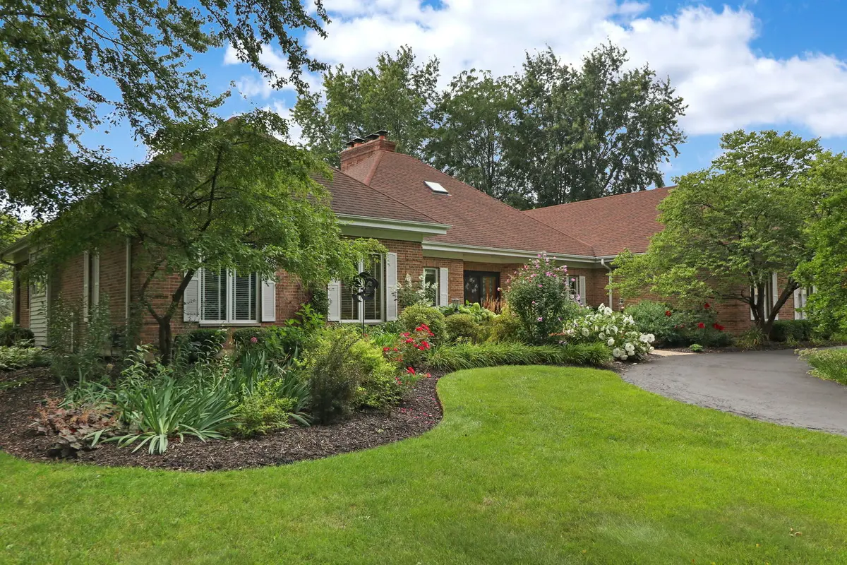 14 Bridlewood TRL, South Barrington, IL 60010