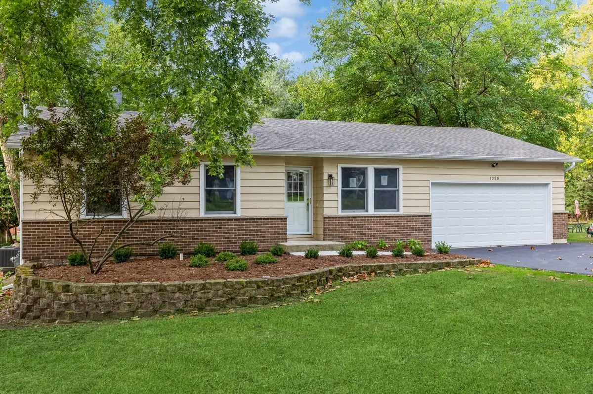 1090 Manito TRL, Algonquin, IL 60102