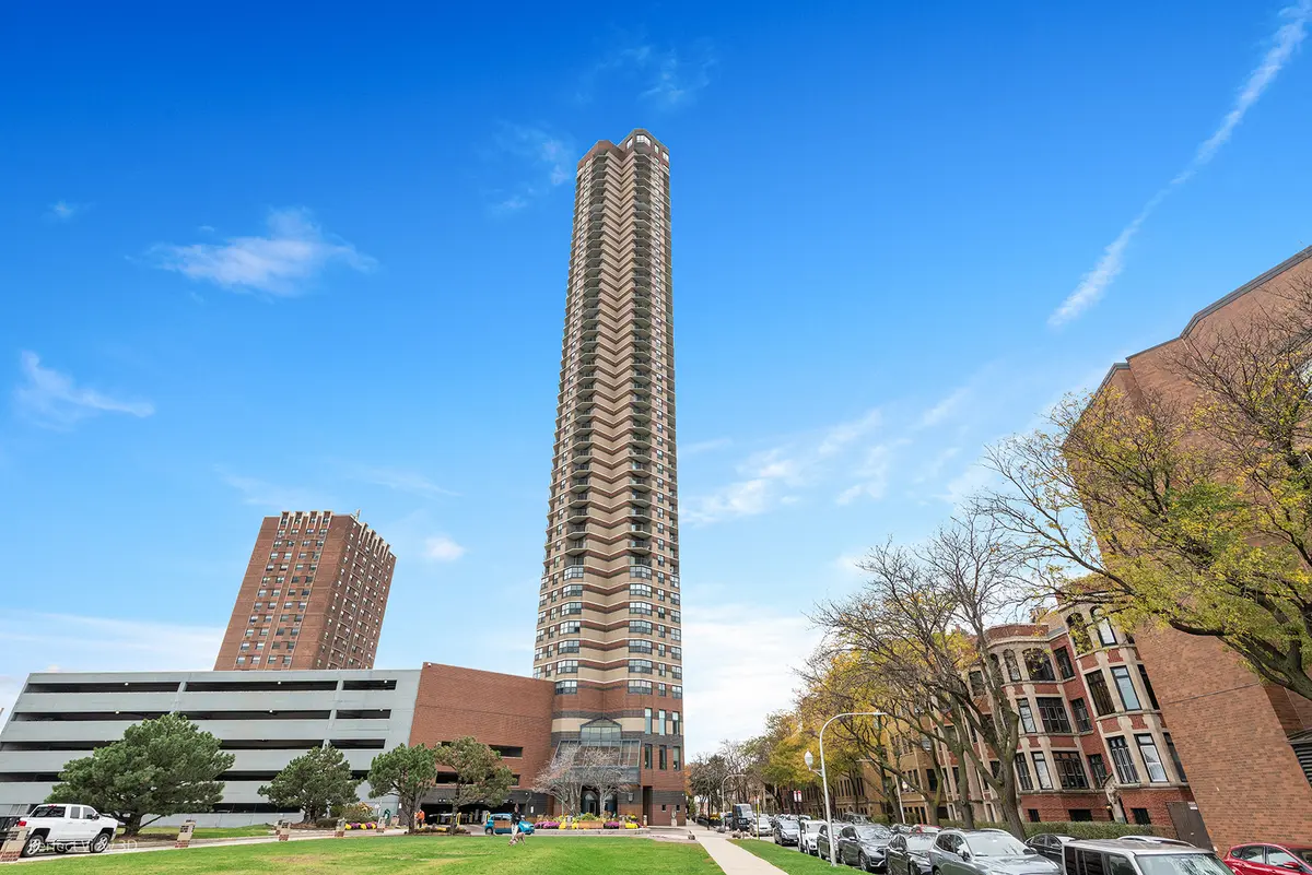 3660 N Lake Shore DR #2410, Chicago, IL 60613