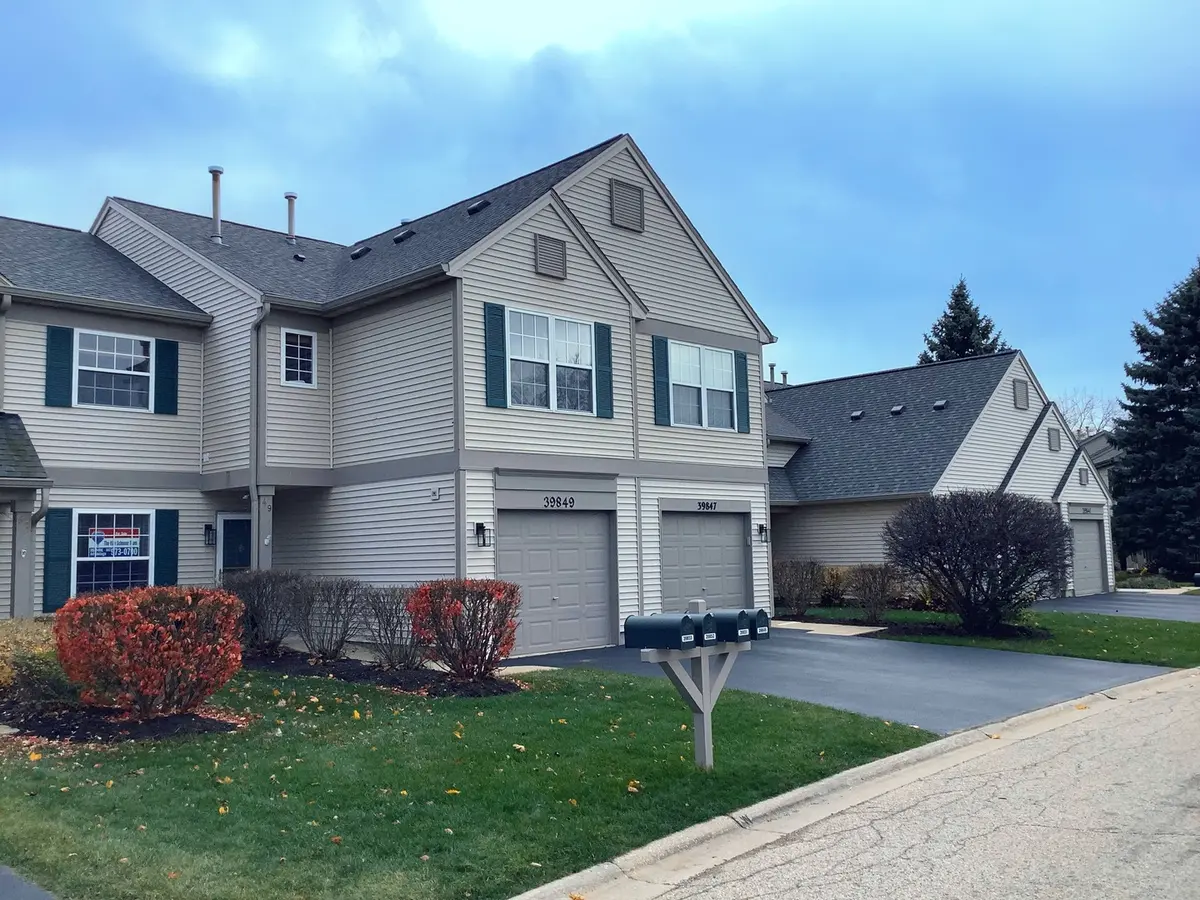 39849 N Harbor Ridge DR #38-4, Antioch, IL 60002