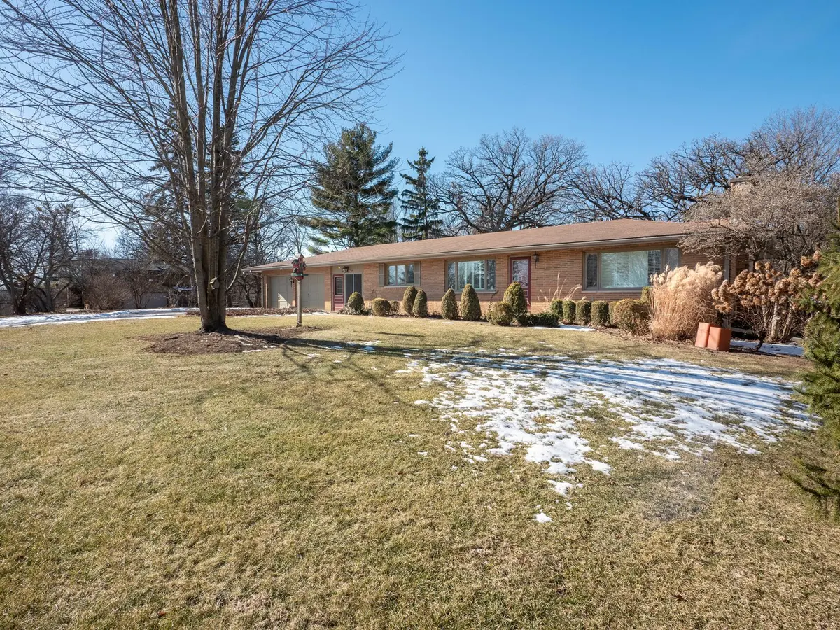 3N514 Lincoln DR, St. Charles, IL 60175
