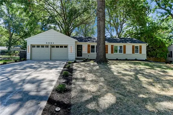 5801 W 99th ST, Overland Park, KS 66207