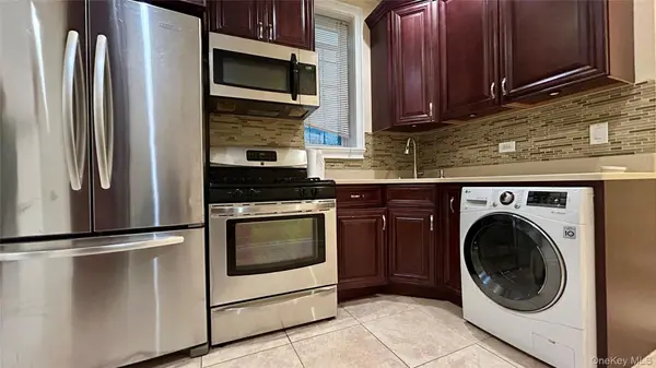 304 S 3rd ST #3, Brooklyn, NY 11211