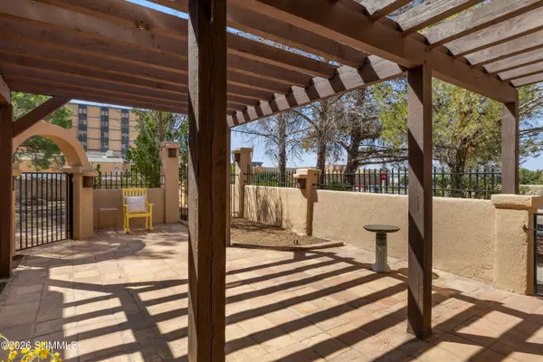 2357 Aguirre CT, Las Cruces, NM 88011