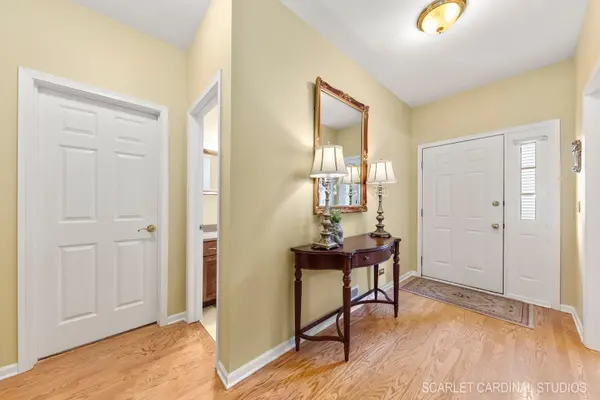 1N022 Mission CT, Winfield, IL 60190