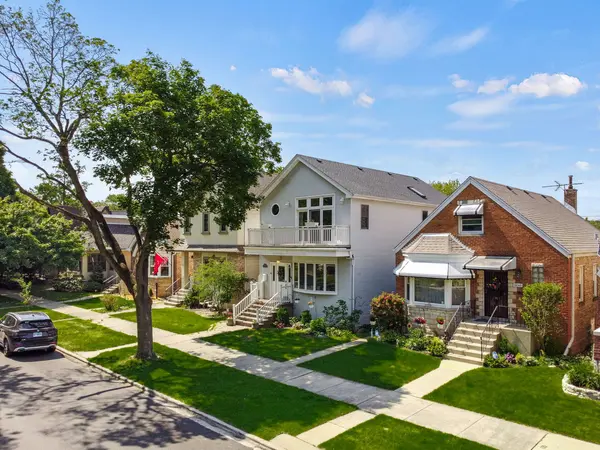 6040 N Menard AVE, Chicago, IL 60646