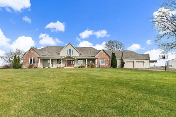 550 Maplewood RD, Somonauk, IL 60552
