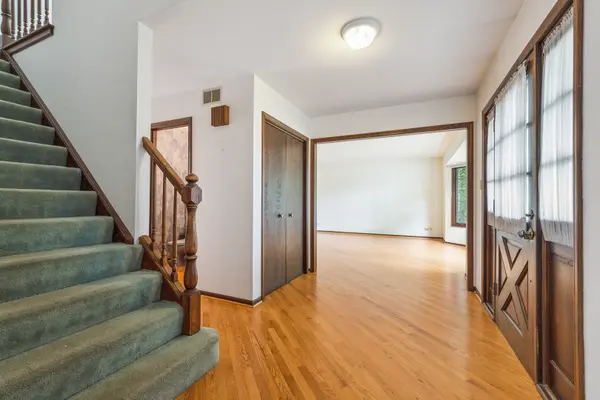 3018 Bonnie Brae Crescent, Flossmoor, IL 60422