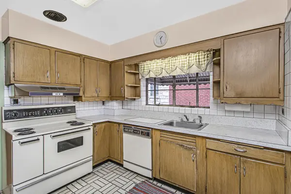 1714 N Sayre AVE, Chicago, IL 60707