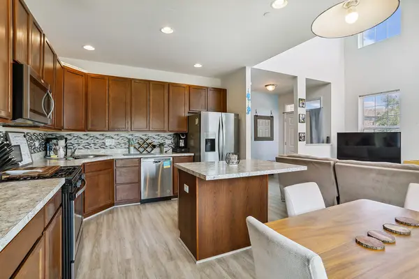 218 Owen ST #27-4, Matteson, IL 60443
