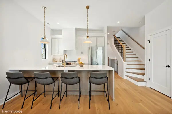 2942 N Elston AVE #2, Chicago, IL 60618
