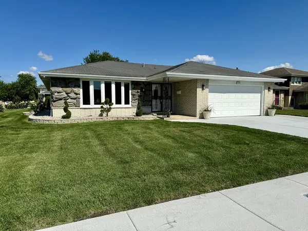 16609 Kimbark AVE, South Holland, IL 60473