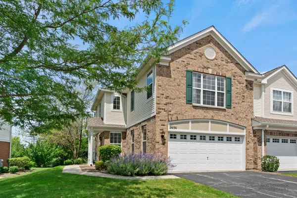 2636 Williamsburg DR, Algonquin, IL 60102