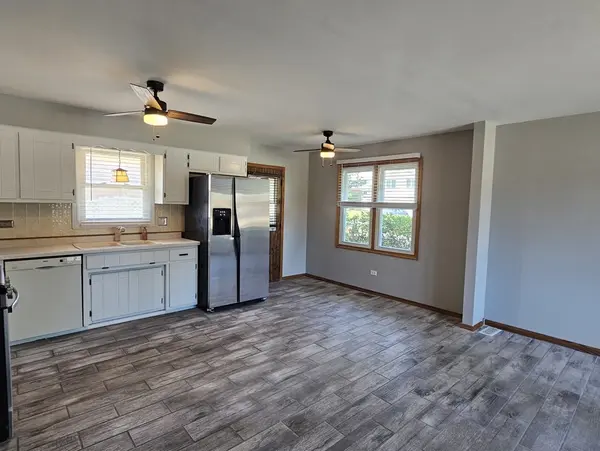 8901 167th PL, Orland Hills, IL 60487