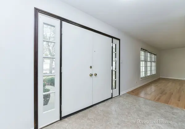 4013 W End RD, Downers Grove, IL 60515