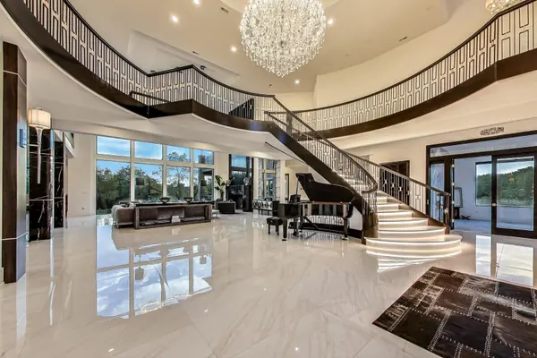 15 Star LN, South Barrington, IL 60010