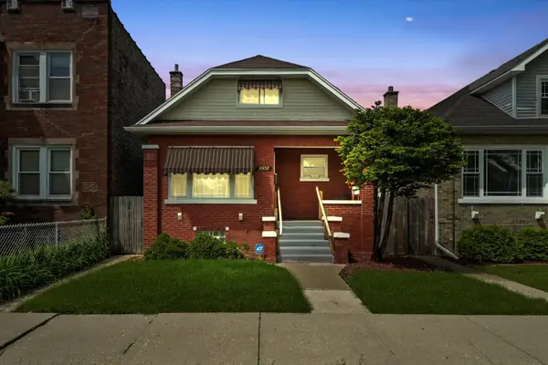 8950 S ELIZABETH ST, Chicago, IL 60620