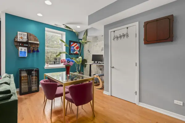 1737 W Division ST #202, Chicago, IL 60622