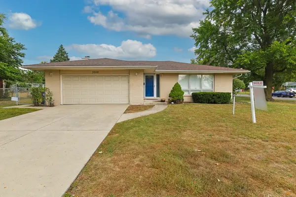 3500 Plum Grove DR, Rolling Meadows, IL 60008