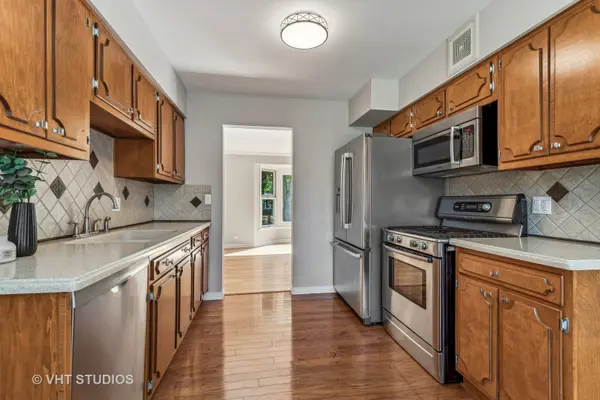 332 S Rammer AVE, Arlington Heights, IL 60004