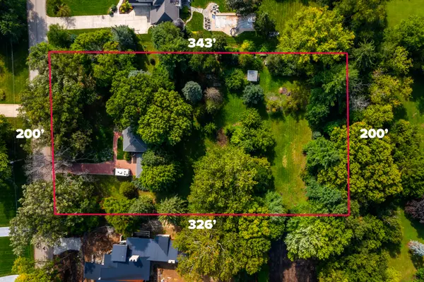 7S220 Green Acres DR, Naperville, IL 60540