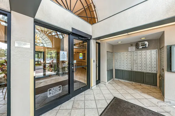 511 Aurora AVE #619, Naperville, IL 60540