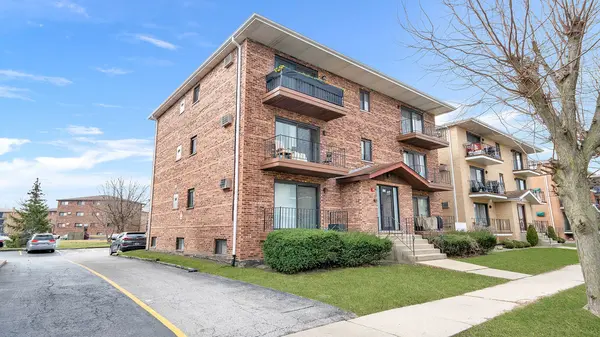 5713 W 106th ST, Chicago Ridge, IL 60415