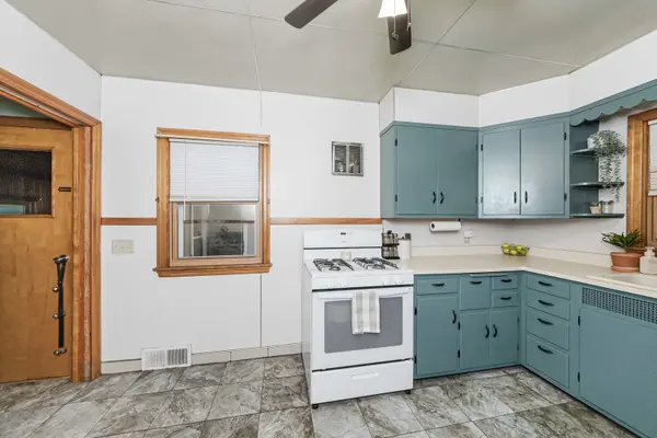 103 Pleasant ST, Benson, IL 61516