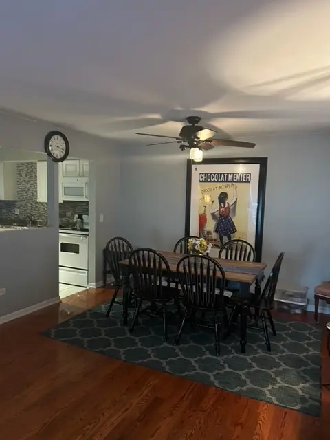 435 Ridge RD #102, Wilmette, IL 60091