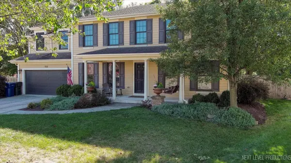 938 Oakleaf CT, Naperville, IL 60540