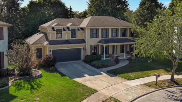 938 Oakleaf CT, Naperville, IL 60540