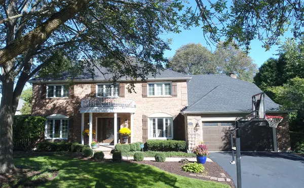 695 Cavalcade CIR, Naperville, IL 60540