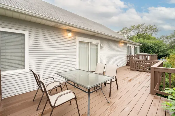 1011 SOUTHPORT AVE, Lisle, IL 60532